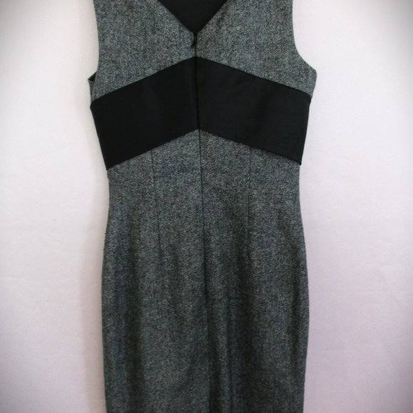 Size S (2) Tara Subkoff for Bebe 60s MOD Style Black/Gray Dress/Pinafore - Picture 6 of 10